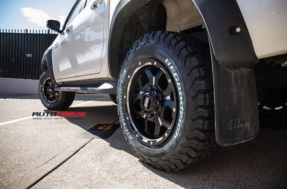 TOYOTA HILUX N80 4WD GD07 MATTE BLACK MILLED